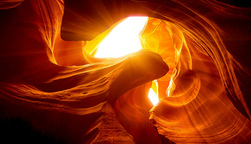 凯发天生一触即发制药盛装参展2024西鼎会，共绘健康产业新蓝图！